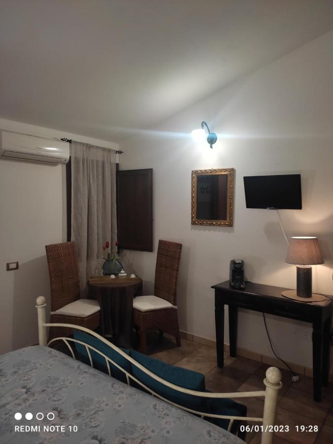 Càbras Room & Relax Eleinad المظهر الخارجي الصورة